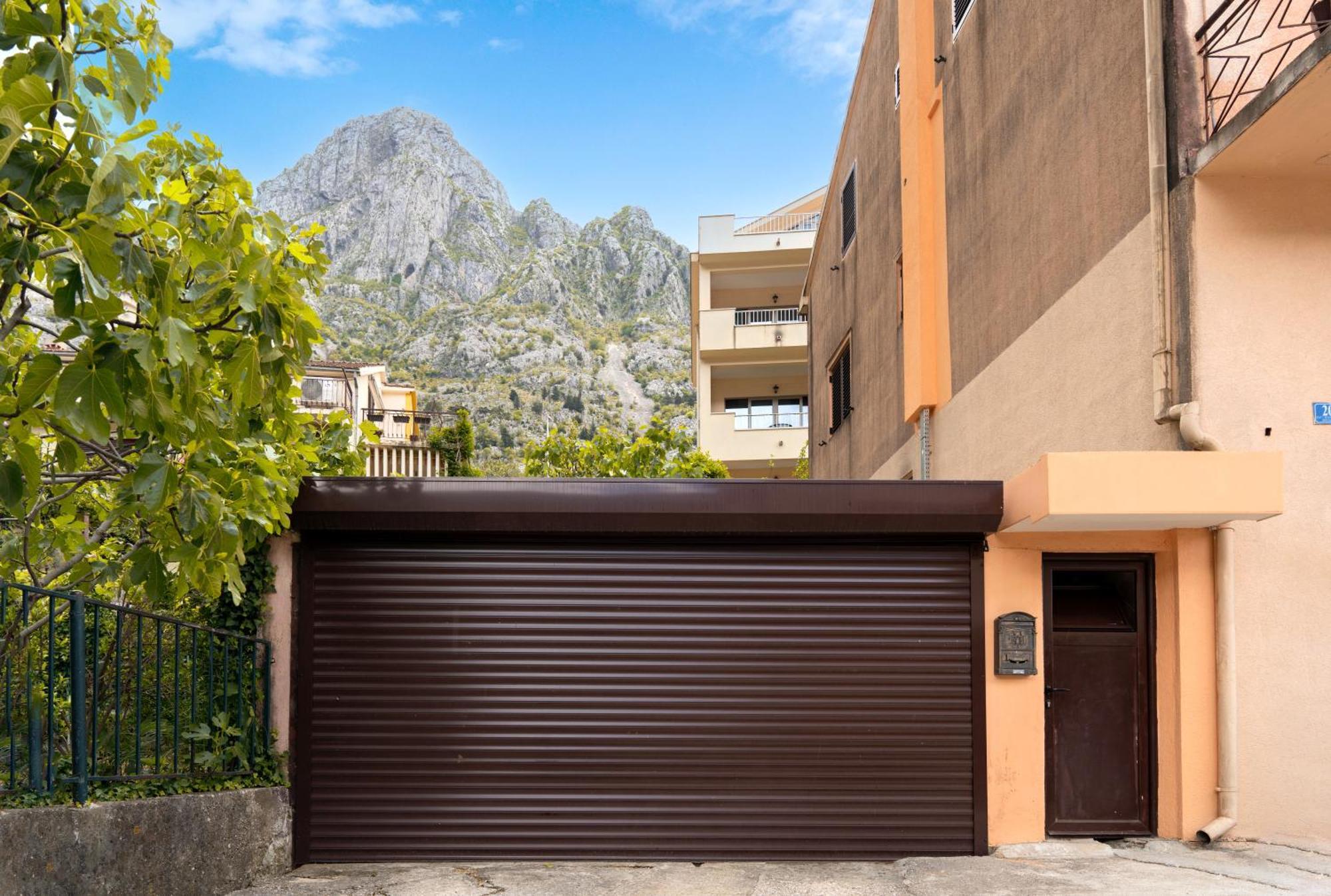 Apartment Busola Kotor Exteriér fotografie