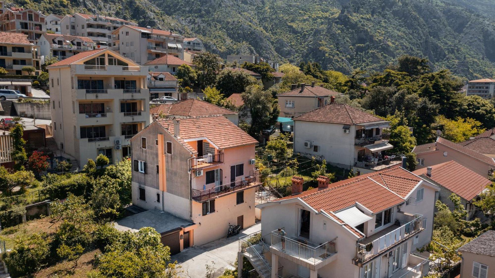 Apartment Busola Kotor Exteriér fotografie